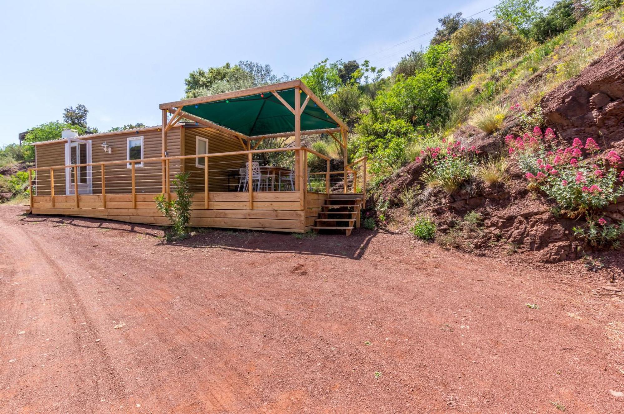 Camping Le Mas De Riri Celles  Dış mekan fotoğraf